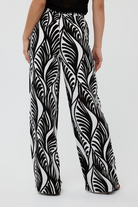 EsQualo trousers summer vibes